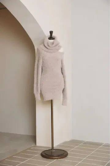 MISTREASS 미스트레아스 미니 니트 원피스