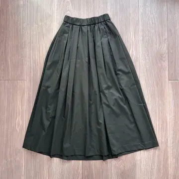 IENA 카르제 스트레치 랜덤 턱 스커트 34 이에나 그레이 이에나