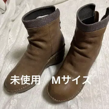 히나데이 그린 미사용 주름 부츠