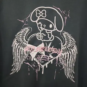 배송비 환원 마이멜로디 하트와 날개의 그래픽 후드티 4L