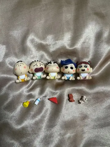 짱구는 못말려 아기 피규어 가챠가챠