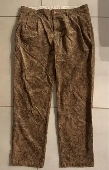 OP x BerBerJin CORDS SLACKS