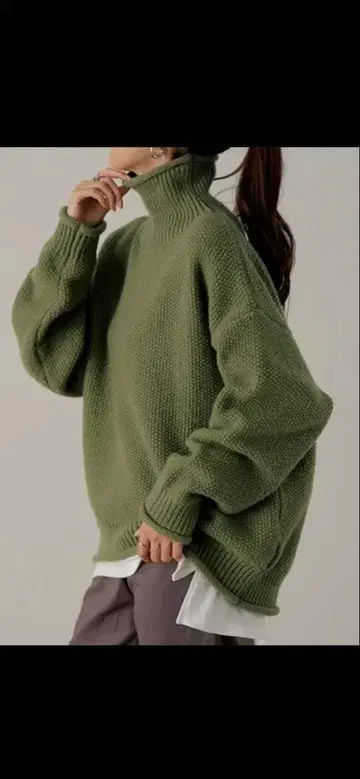 새상품! 허그유 사슴 니트 카키