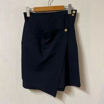 알베로베로 숏팬츠 네이비 큐롯 귀여운 버튼