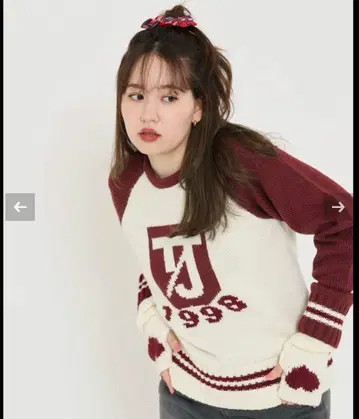 TINA:JOJUN 오리지널 자카드 니트