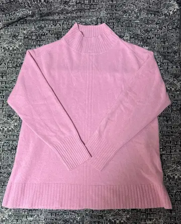 [새상품급] CoC 캐릭터 오스 캐시미어 100% 핑크 스웨터 9호