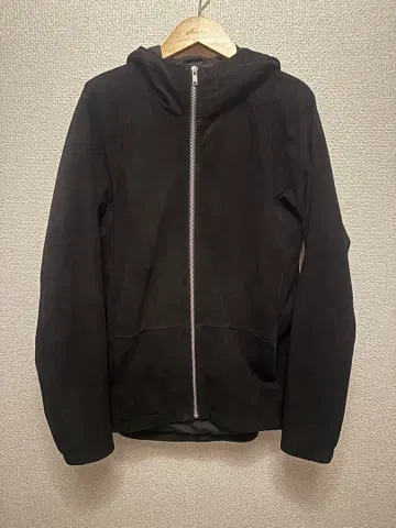 새상품급 Theory 스웨이드 가죽 자켓 후드 고트 블랙