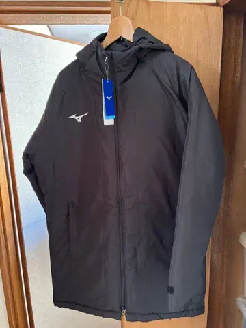 미즈노 벤치 코트 TL 충전솜 블레스서모 미들 기장 코트 (블랙)