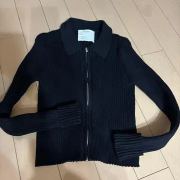 MOUSSY 프론트 오픈 리브 티셔츠