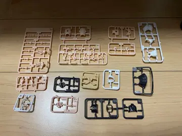 메가미 디바이스 버스터돌 거너 MF 바디 부품