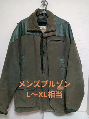 올리브 그린 자켓 플리스 안감