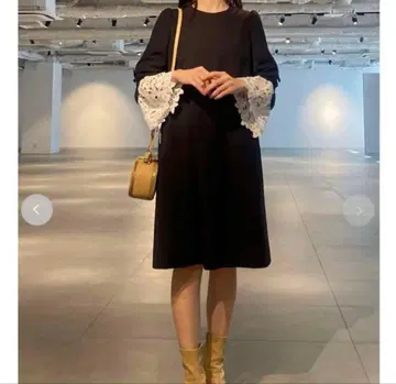 셀포드 레이스 커프스 드레스 원피스