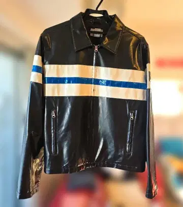 Armani Exchange 스트라이프 가죽 자켓 M 레어 아이템