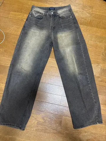 vintage wash semi wide denim pants