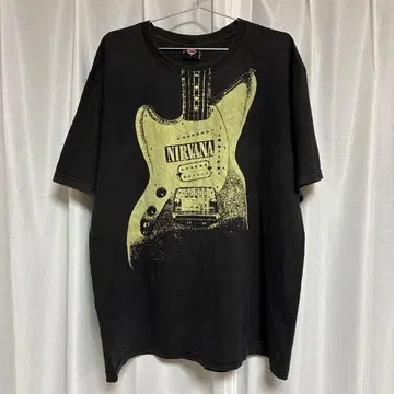 NIRVANA 기타 프린트 T셔츠 블랙