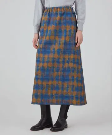 [ 새상품 ] MACPHEE 드로잉 체크 프린트 이지 스커트