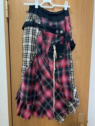 체크 무늬 패치워크 롱 스커트