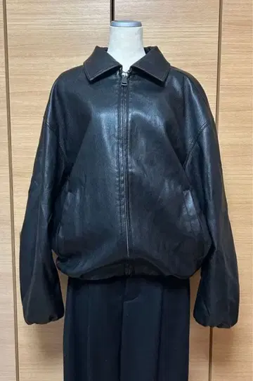 페이크 가죽 자켓