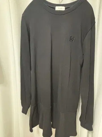 다리치 맨투맨 프릴 미니 원피스