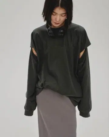 todayful Sleeve Slit Long T-shirts