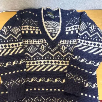 MacDuff Handspun 니트 스웨터 네이비/아이보리