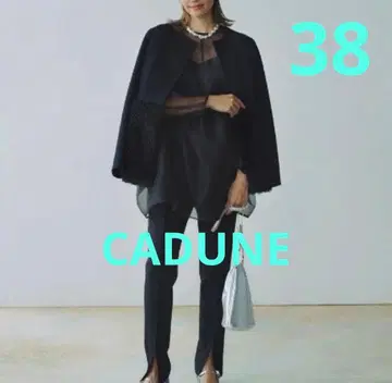 [새상품급] 카듀네 CADUNE 푸들 페플럼 코트 38 블랙