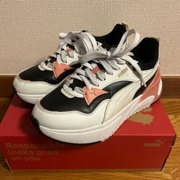 PUMA 스니커즈 화이트/블랙/핑크