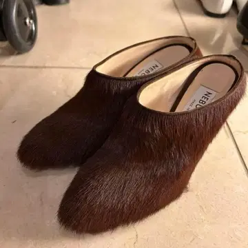 컨디션 최상 네브로니 37 뮬 웨지솔