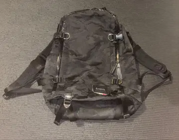 블랙 카모플라쥬 백팩