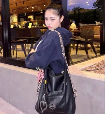 [ 미사용 새상품 ] gossipclub AINA 멀티 웨이 백