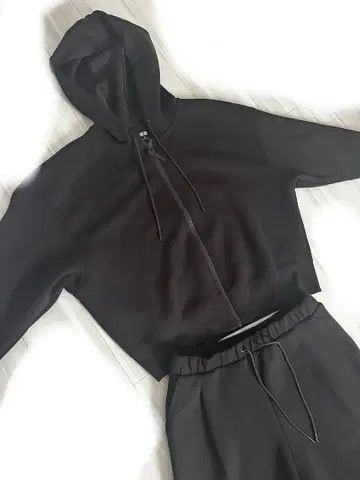 유니클로 셋업 드라이 맨투맨