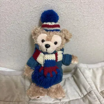 더피 2012 헬로 프롬 케이프 코드 인형 배지