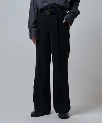 [Lui's] 와이드 레그 플레어 팬츠