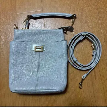 아타오 홀리데이 아이스그레이