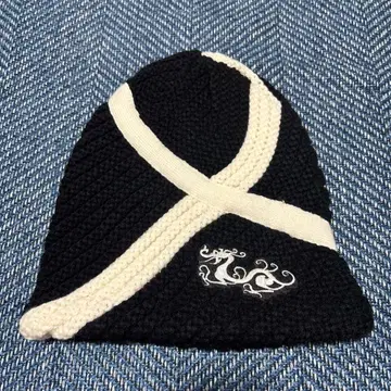 댄스 위드 드래곤 니트 모자