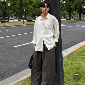 clutch nugu (ORIGINAL) 라이트 스트라이프 셔츠