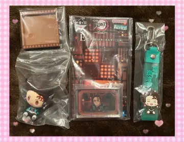 미개봉 귀멸의 칼날 카마도 탄지로 피규어 아크릴 스탠드 키링