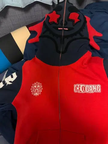 CLOGANG 후드 부착 후드티 빨검