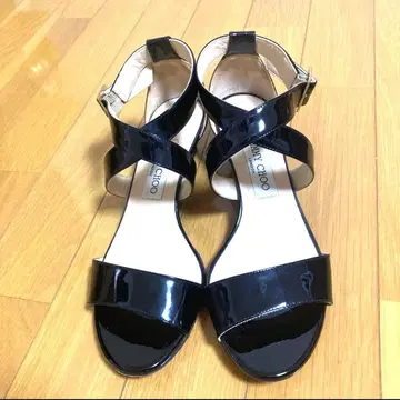 JIMMY CHOO 지미추 블랙 샌들