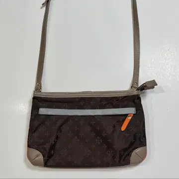 russet TIDY 시리즈 숄더백