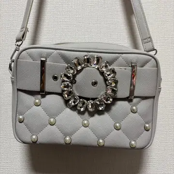 새상품급 즉시 발송 Swankiss 퀼팅 숄더백 그레이