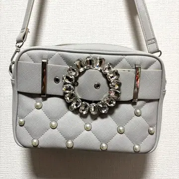 새상품급 즉시 발송 Swankiss 퀼팅 숄더백 그레이