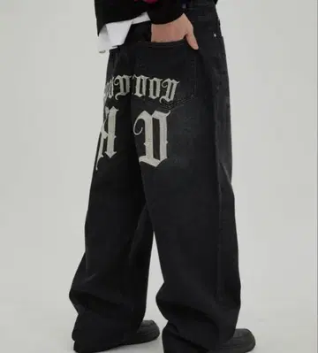 HOODHOOD 체인 자수 데님 팬츠