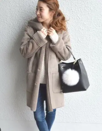 SHIPS 리버서블 코트 보아 x 무스탕