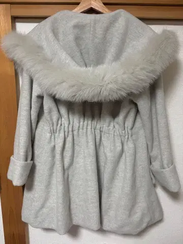 snidel 퍼 달린 그레이 코트 모즈 코트