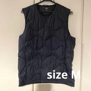 UNIQLO 울트라 라이트 다운 M 사이즈 다운 베스트