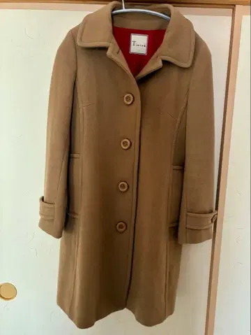 Tiara 코트 사이즈 M