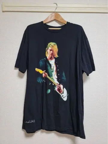 커트 코베인 그래픽 T셔츠 XL