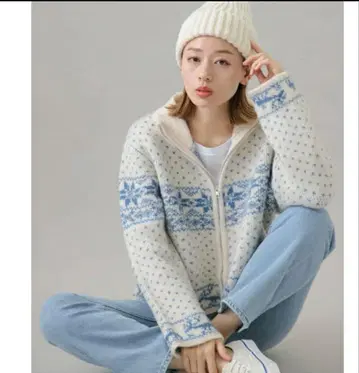 어반 리서치 서니 레이블 노르딕 무늬 블루종 니트