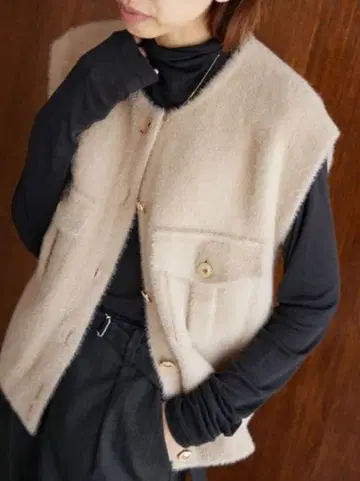 IENA 이에나 골드 버튼 니트 베스트 베이지